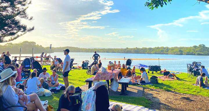 Currimundi Lake Twilight Market